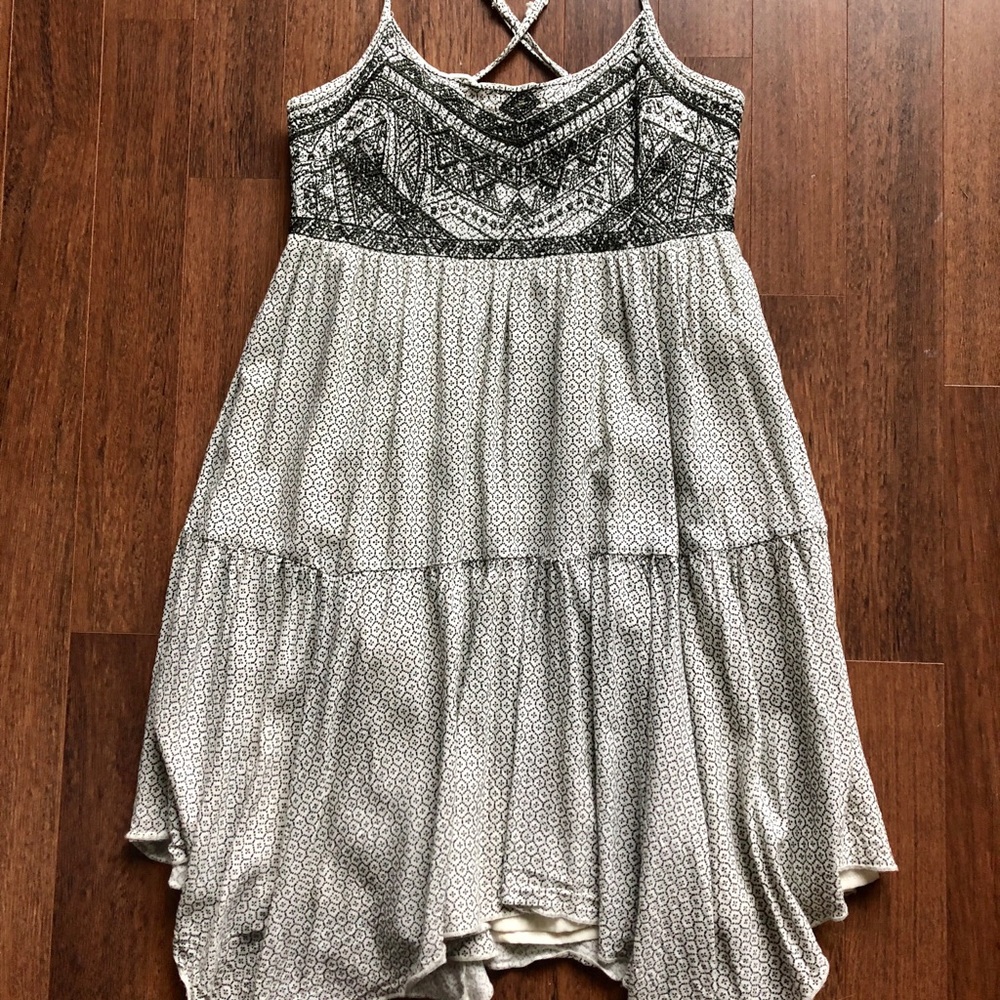 Black and White Flowy Dress